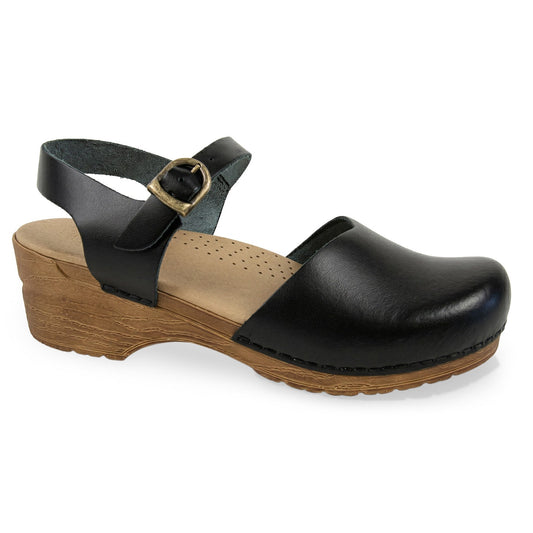 Sansi Women's Sandal in Black | Sanita