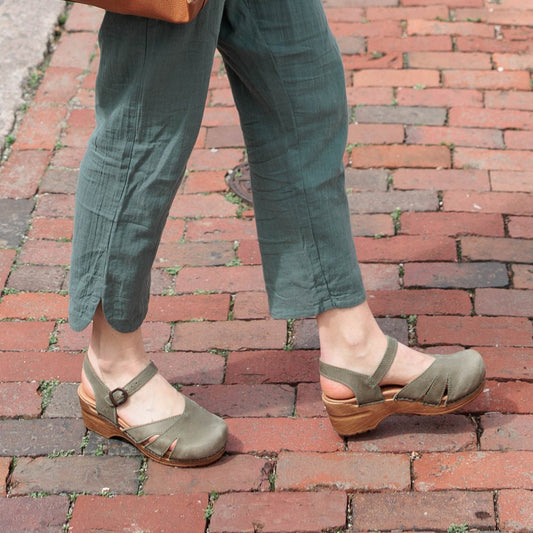 Margrethe Women's Sandal in Khaki | Sanita