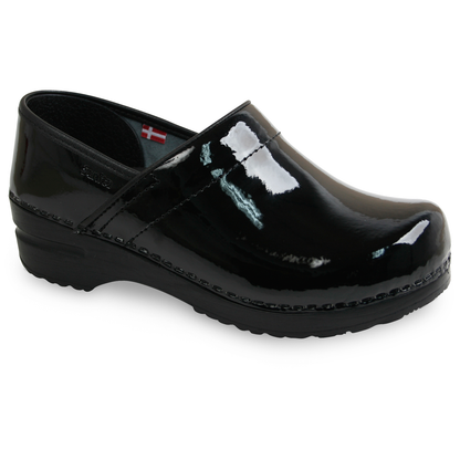 Pro. Patent Women's Clog in Black | Sanita