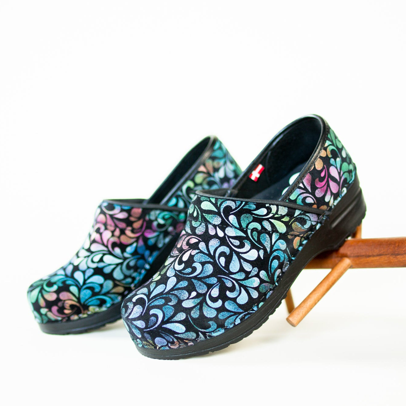 Plume Women's Floral Motif Printed Leather & Closed-Back Clog | Sanita