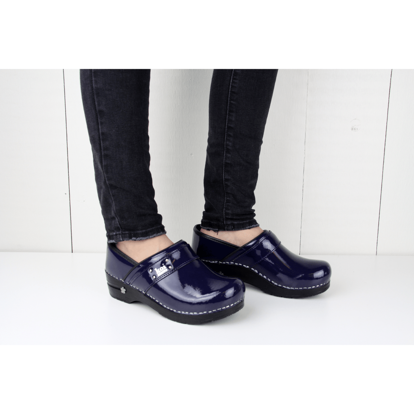 Lindsey Women's Koi Clog in Blue | Sanita