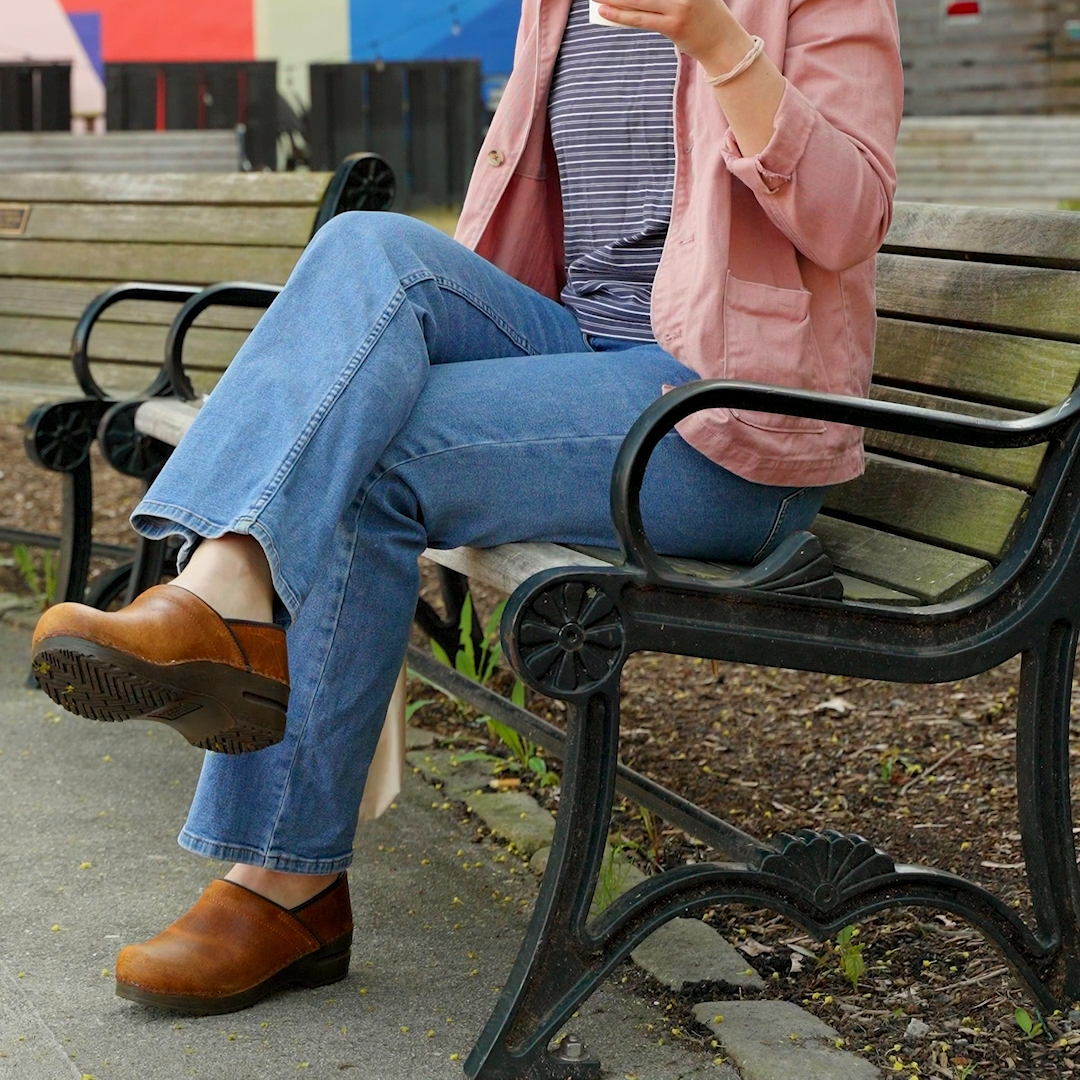 Errol Women's Clog in Cognac | Sanita