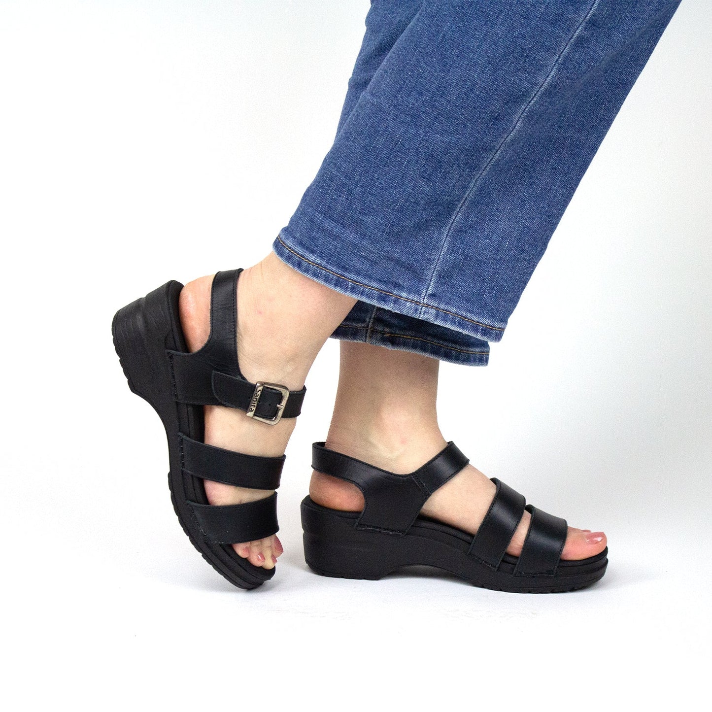 Sesso Women's Sandal in Black | Sanita