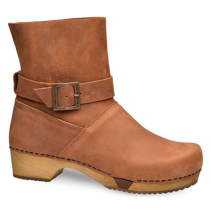Runa Women's Wood Boot in Cognac | Sanita