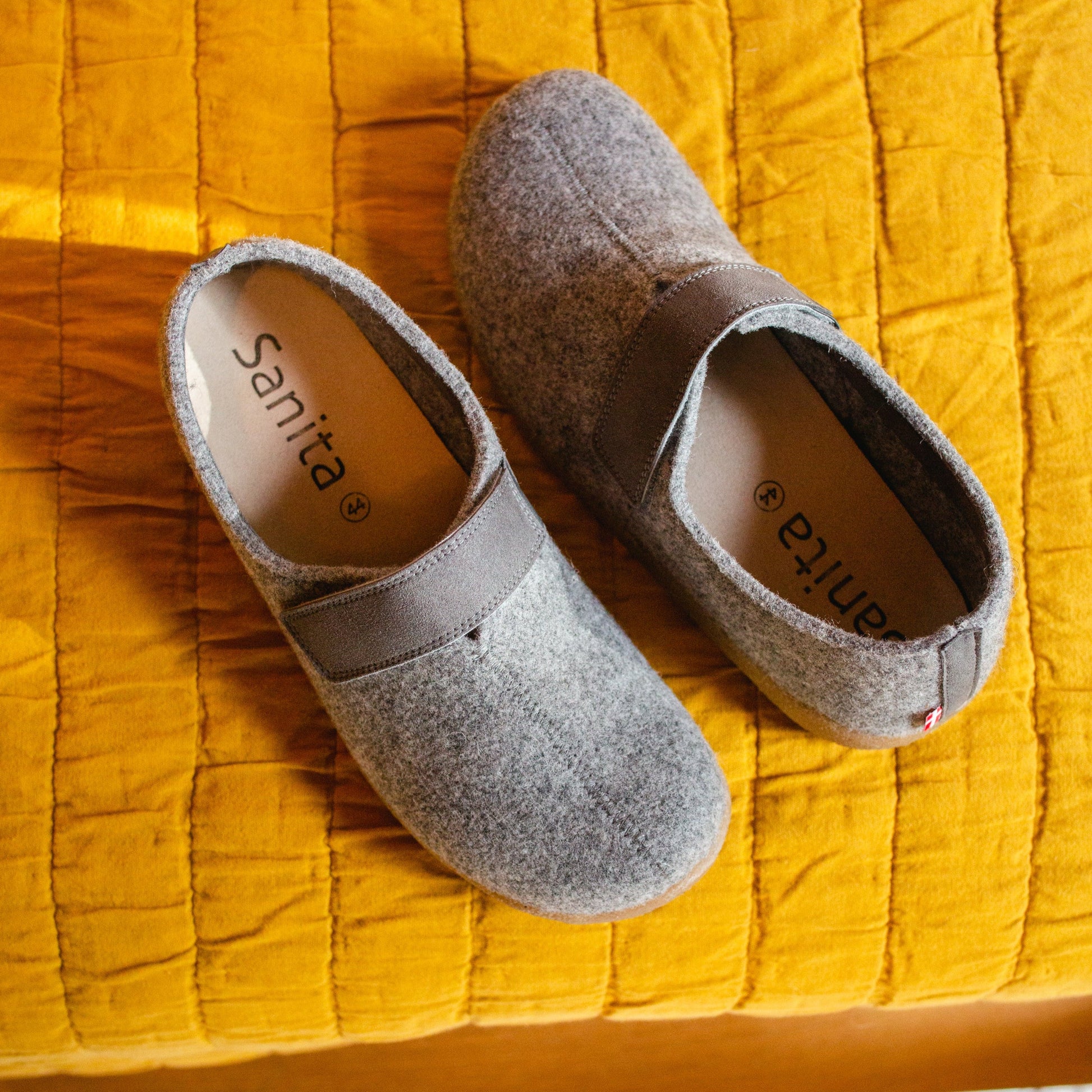 Varde Unisex Wool Slipper in Slate | Sanita