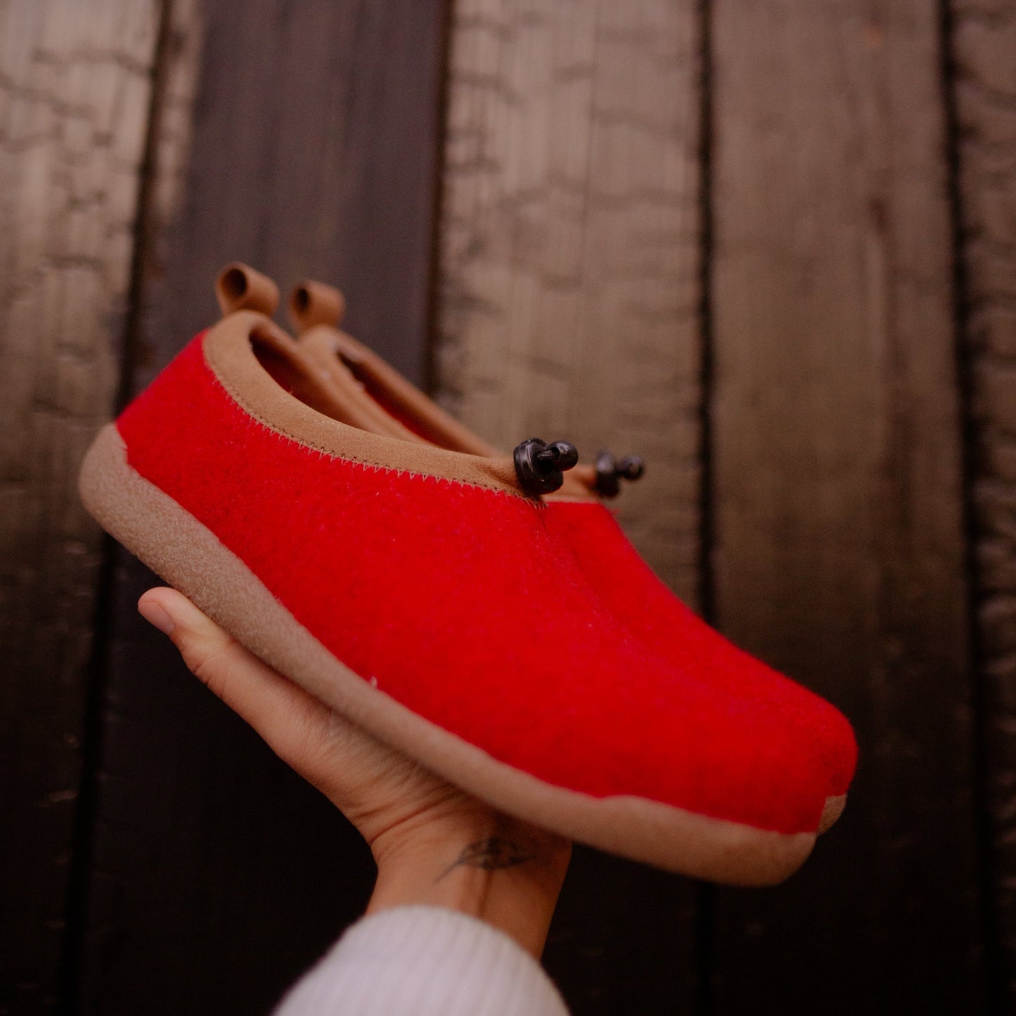 Samso Women's Slipper in Red | Sanita