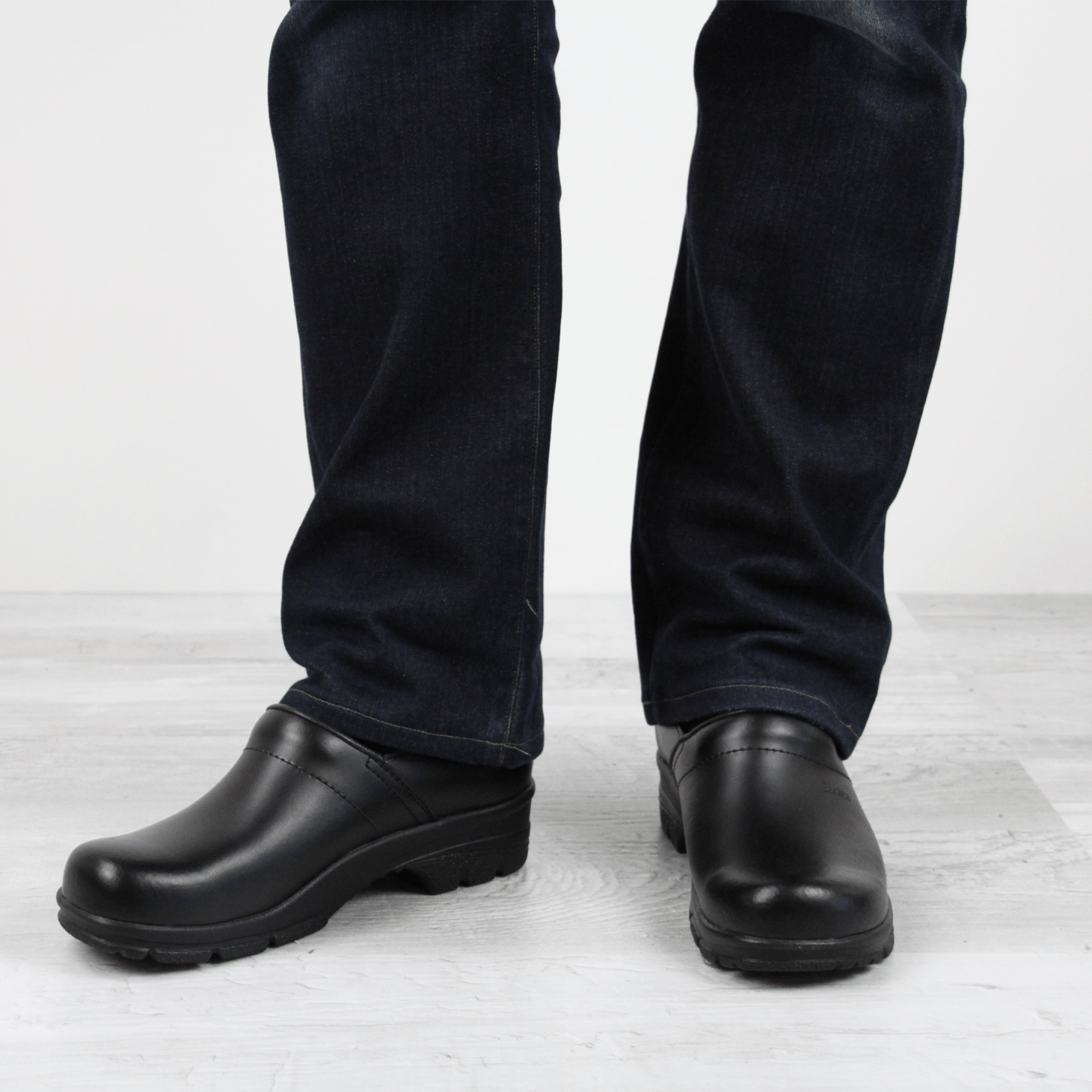 David PU Men's Safety Clog in Black | Sanita
