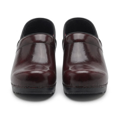 Pro. Cabrio Men's Clog in Bordeaux | Sanita