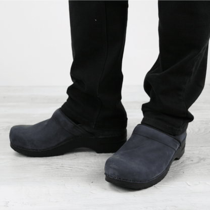 Pro. Oiled Leather Men's Clog in Ink | Sanita
