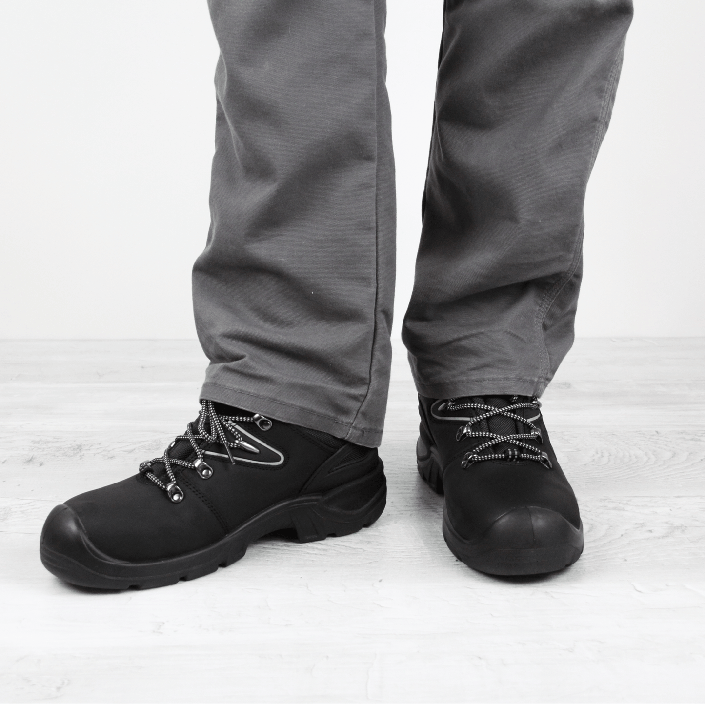 Amazon Men's Safety Boot in Black | Sanita