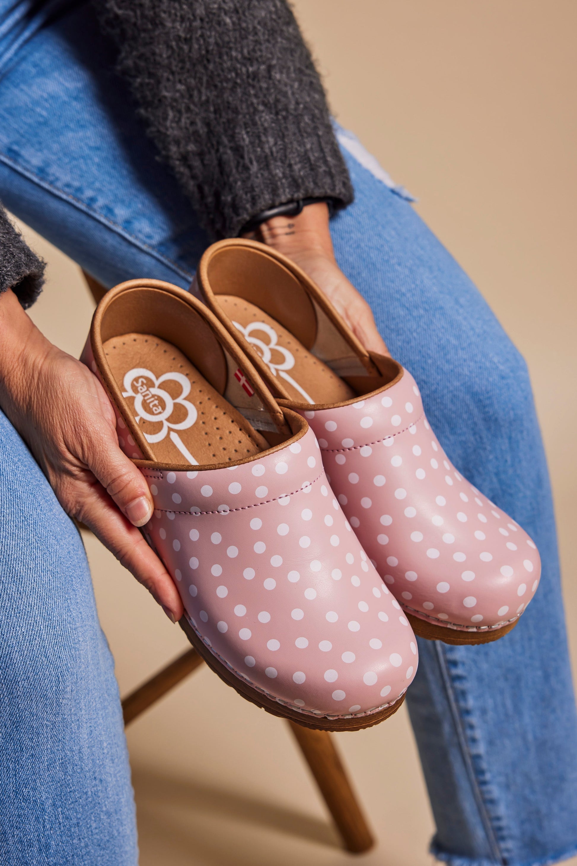 Roxbury Women's Clog in Rose | Sanita