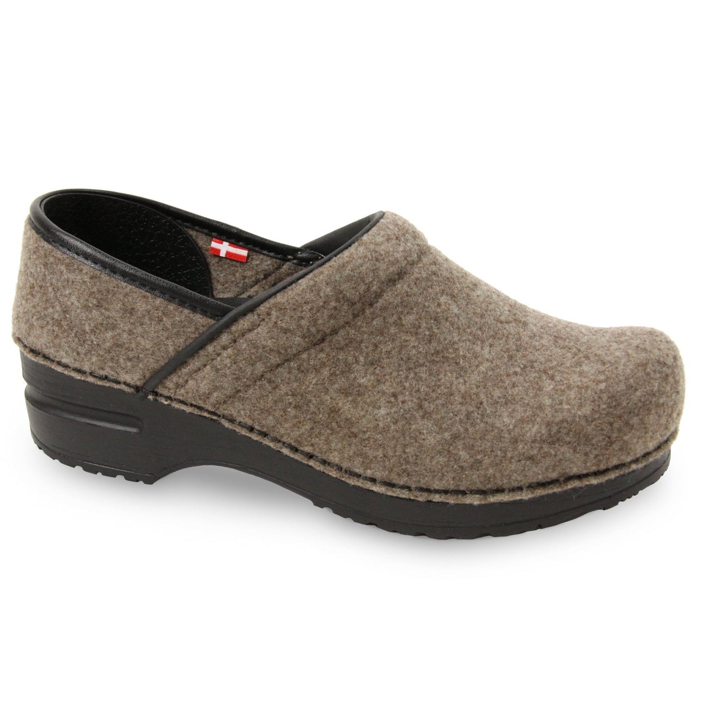 Recycled PET Vegan Clog: Comfort Meets Sustainability | Sanita