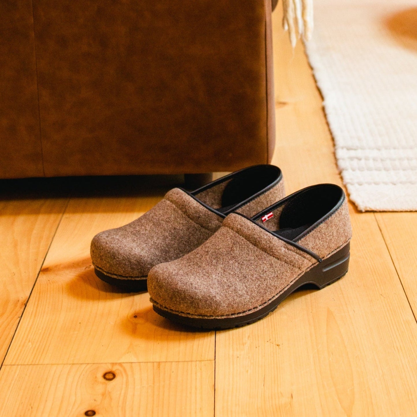 Recycled PET Vegan Clog: Comfort Meets Sustainability | Sanita