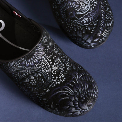 Boteh Women's Clog in Blue Paisley | Sanita