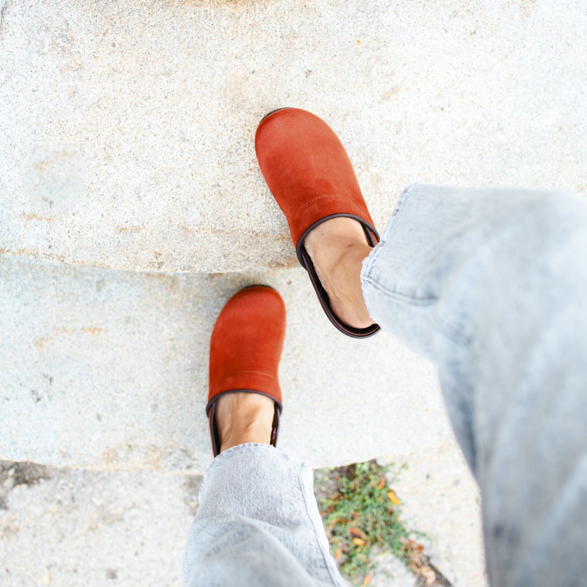 Pro Suede Women's Clog in Rust | Sanita