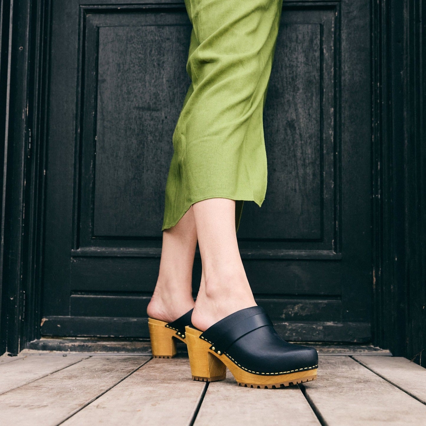 Peleni Women's Wood Clog in Black | Sanita